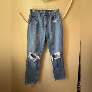 American Eagle outfitters Mom jeans size 6